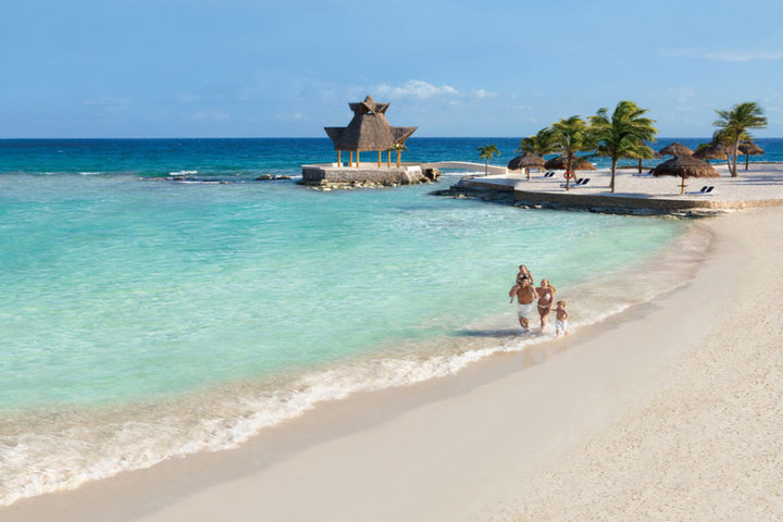 Dreams Puerto Aventuras Resort Beach